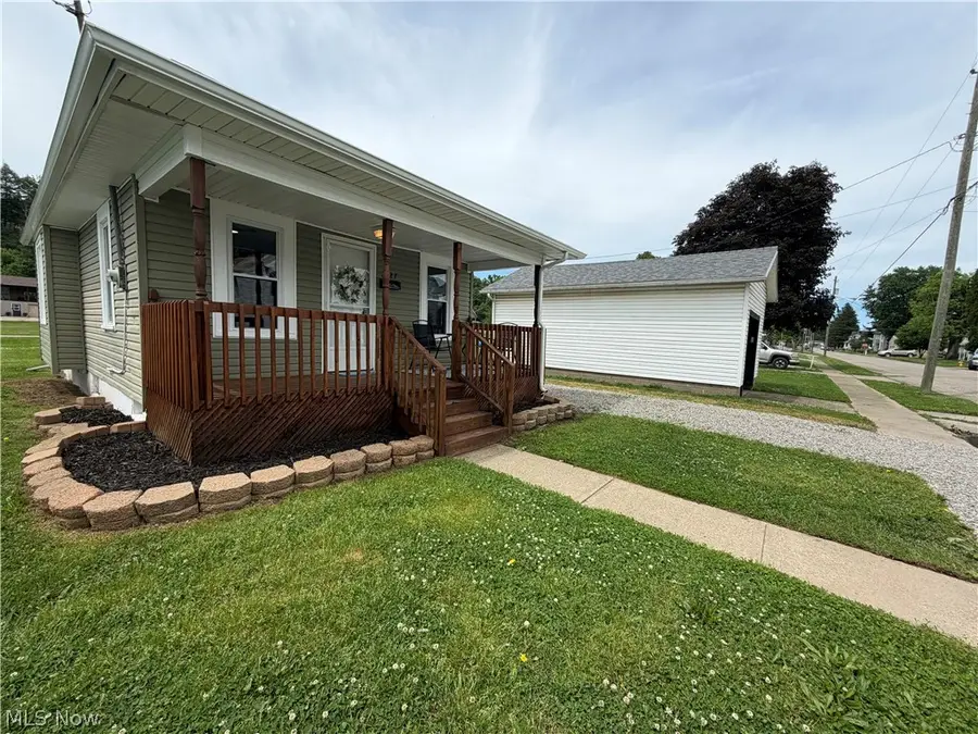 2127 Hoge Avenue, Zanesville, OH 43701 - #2