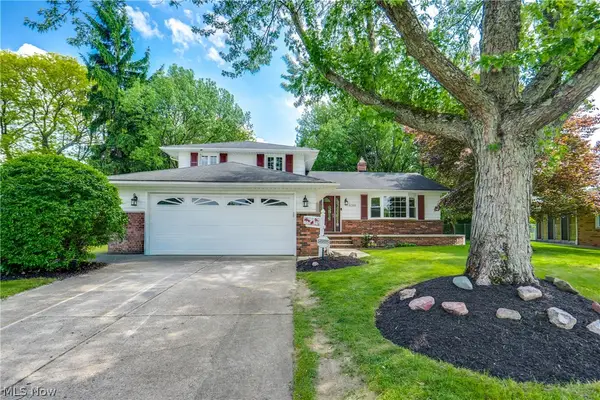 6366 Dunfield Drive, Mayfield Heights, OH 44143