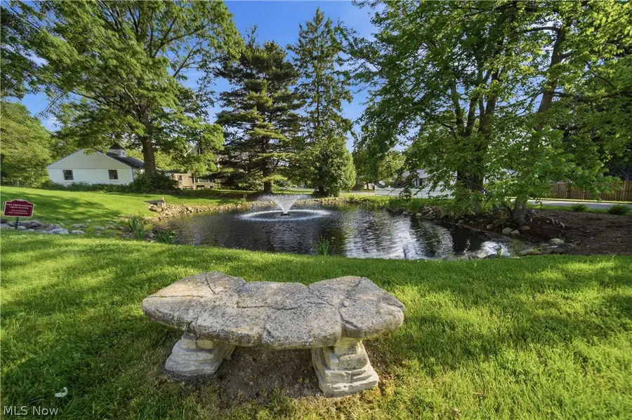 635 Durkin Sw Way, North Canton, OH 44720 - #2