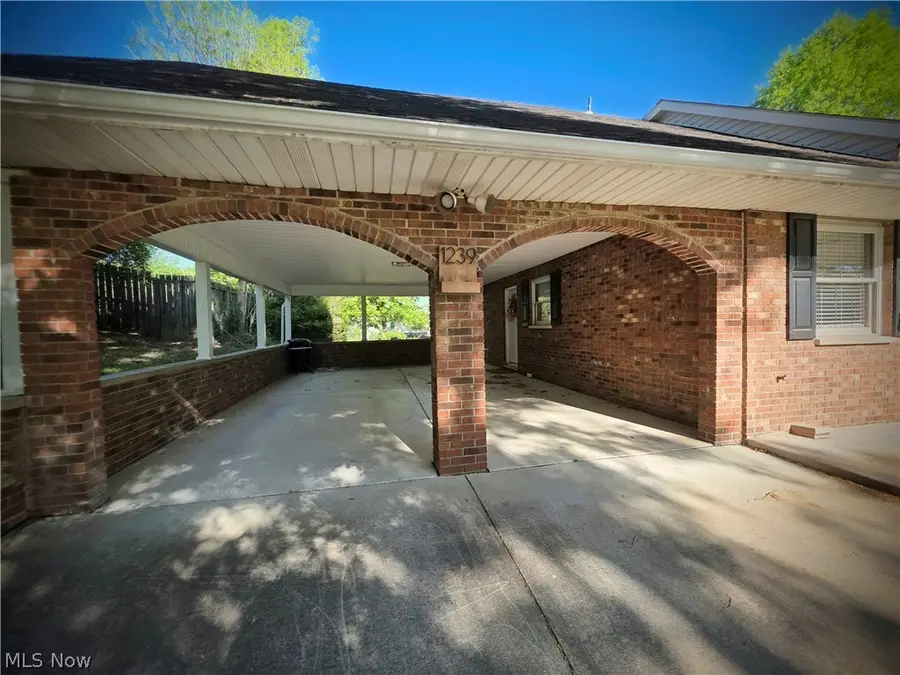 1239 Lakewood Circle, Washington, WV 26181 - #3