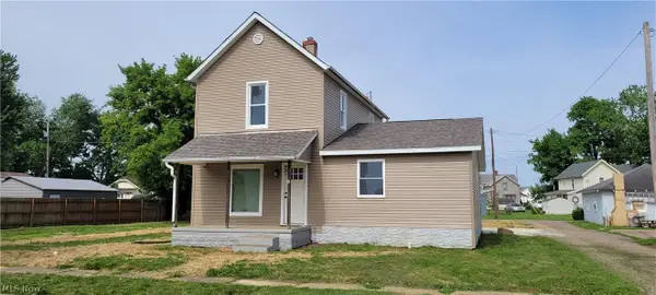 424 Tuscarawas Avenue, Newcomerstown, OH 43832
