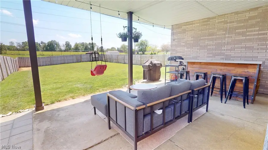 2221 Coventry Drive, Parma, OH 44134 - #3