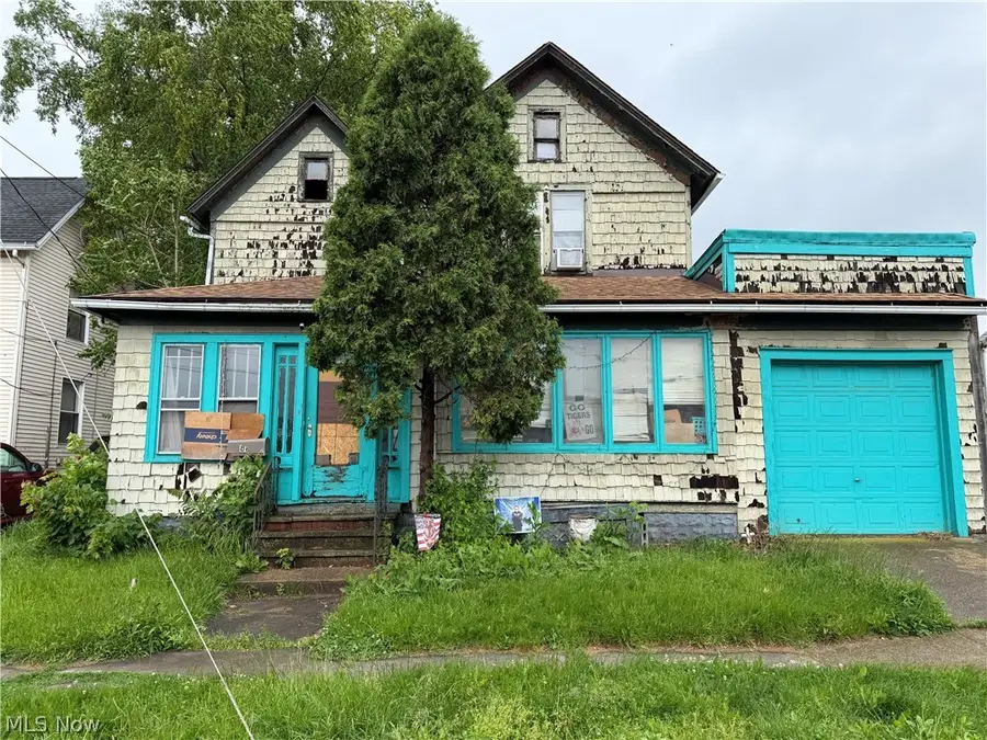 815 Amherst Ne Road, Massillon, OH 44646 - #2