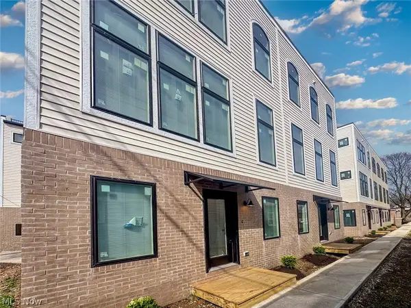 1930 W 47th Street, Cleveland, OH 44102