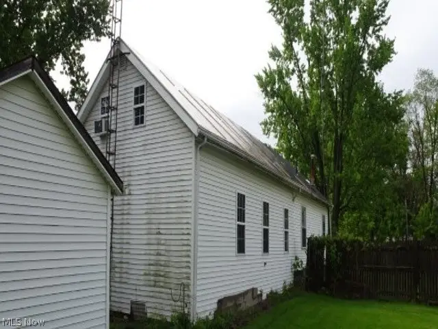 517 Dewitt Street, Lorain, OH 44055 - #2