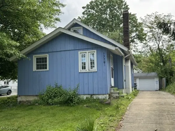 1379 E 219th Street, Euclid, OH 44117