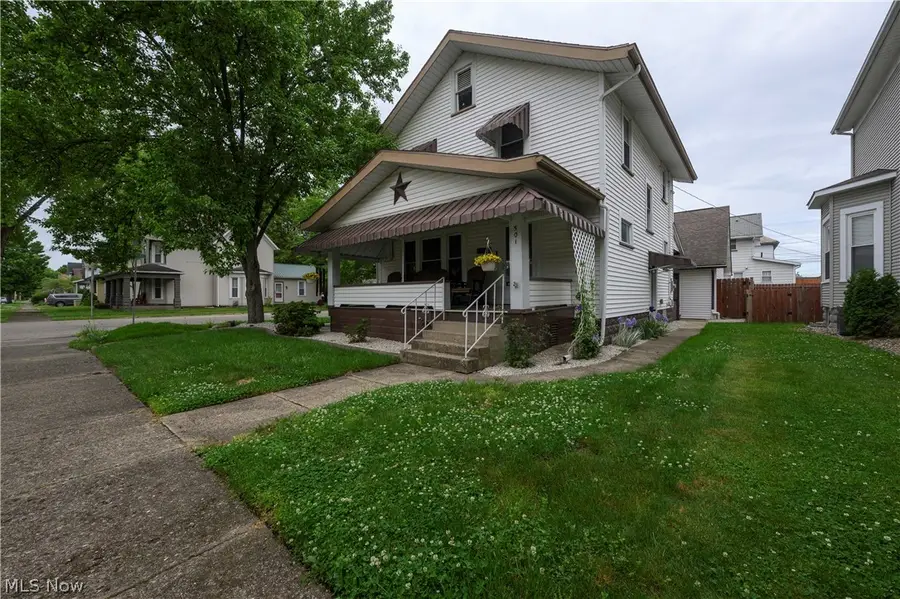 501 E 4th Street, Dover, OH 44622 - #2