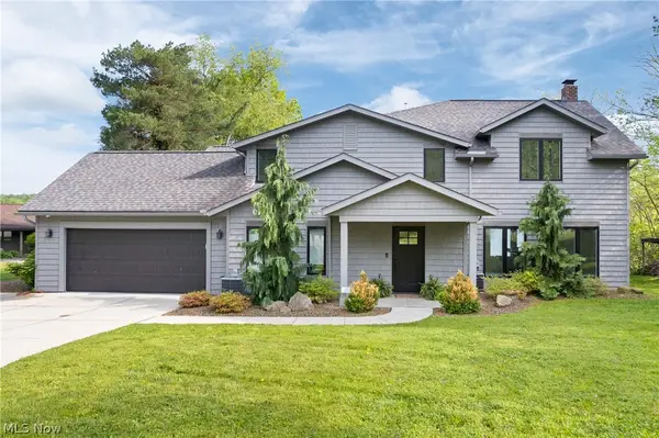 2264 Laurel Sw Drive, Sherrodsville, OH 44675
