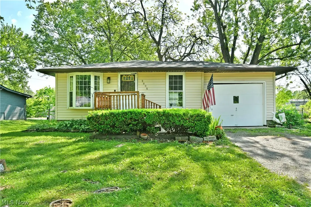 3605 Boston Se Avenue, Warren, OH 44484 - #1