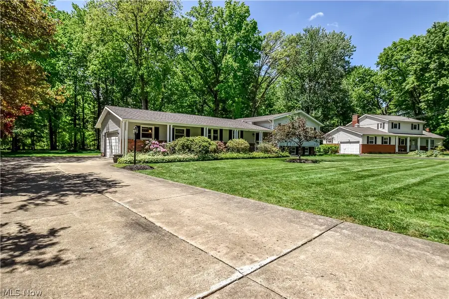9412 Beaver Creek Drive, Mentor, OH 44060 - #2