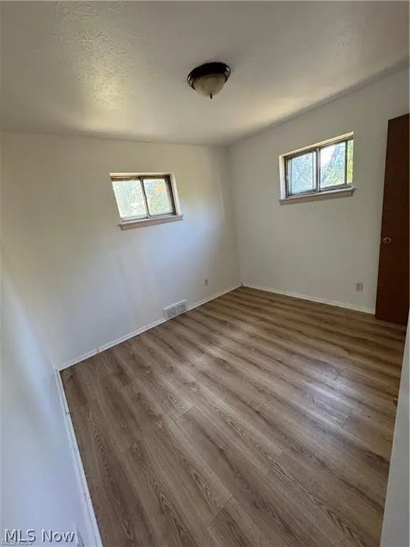 990 E 129th Street, Cleveland, OH 44108 - #3