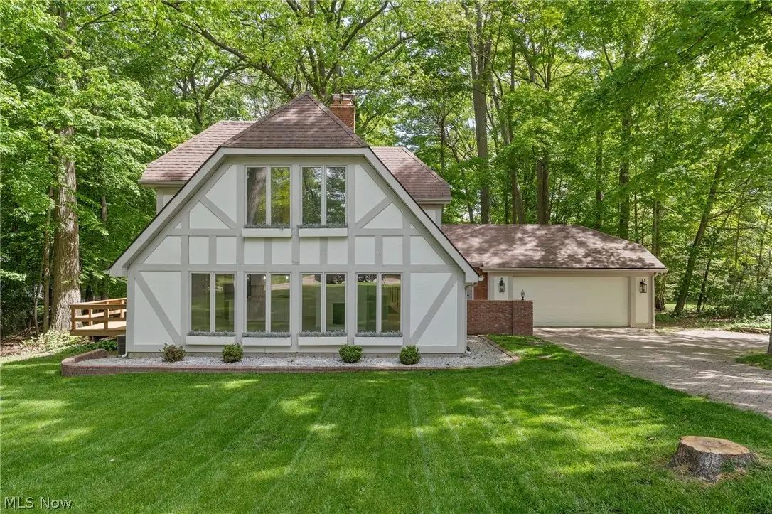 6165 Grandridge Pointe Drive, Concord, OH 44077 - #1