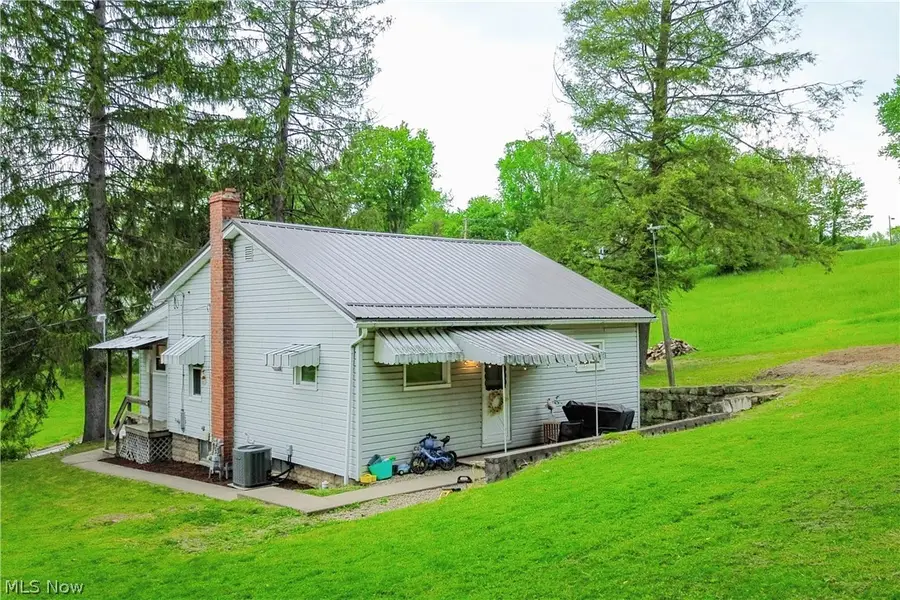 136 E Wheeling Street, Cadiz, OH 43907 - #2