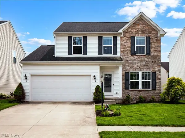111 Slippery Rock Lane, Berea, OH 44017