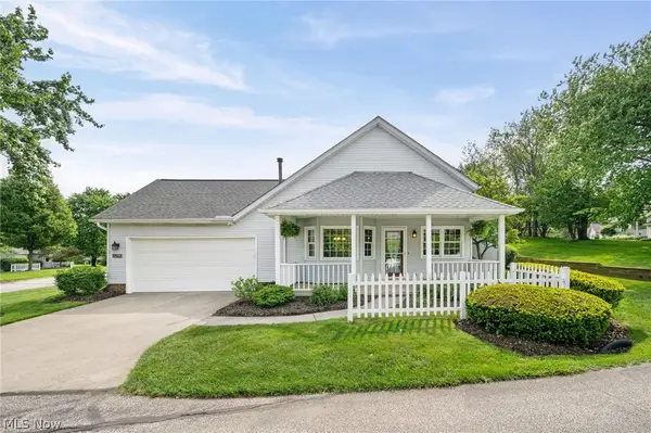 1235 Candlewick Lane #3-11, Broadview Heights, OH 44147
