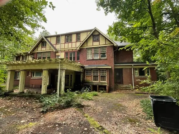 74 Maplewood Avenue, Akron, OH 44313