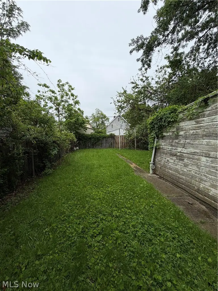 861 Whitcomb Road, Cleveland, OH 44110 - #3