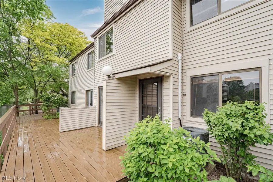 1440 Cedarwood Drive #B, Westlake, OH 44115 - #2