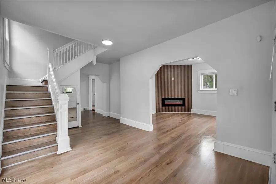 7106 Lawnview Avenue, Cleveland, OH 44103 - #3