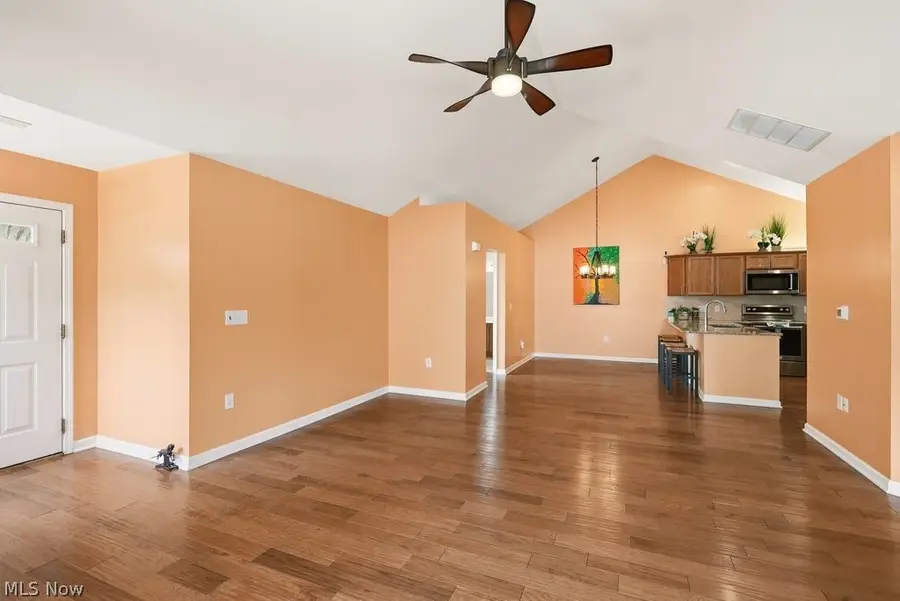 625 Crossings Circle, Tallmadge, OH 44278 - #3