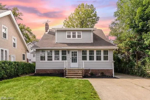 18119 Lake Shore Boulevard, Cleveland, OH 44119