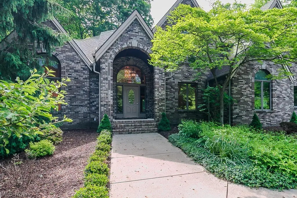 9323 Regency Woods Drive, Kirtland, OH 44094 - #1