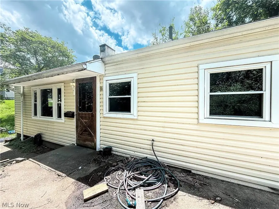 607 Cutler Street, Marietta, OH 45750 - #3