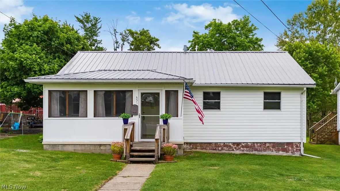 431 Swigart Street, New Lexington, OH 43764 - #1