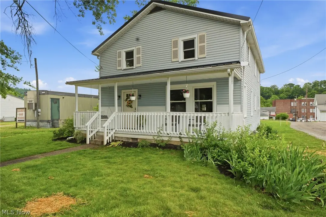 113 Washington St, Elizabeth, WV 26143 - #1