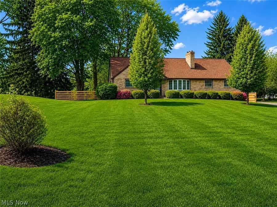 5960 Lasater Nw Drive, Canton, OH 44718 - #3