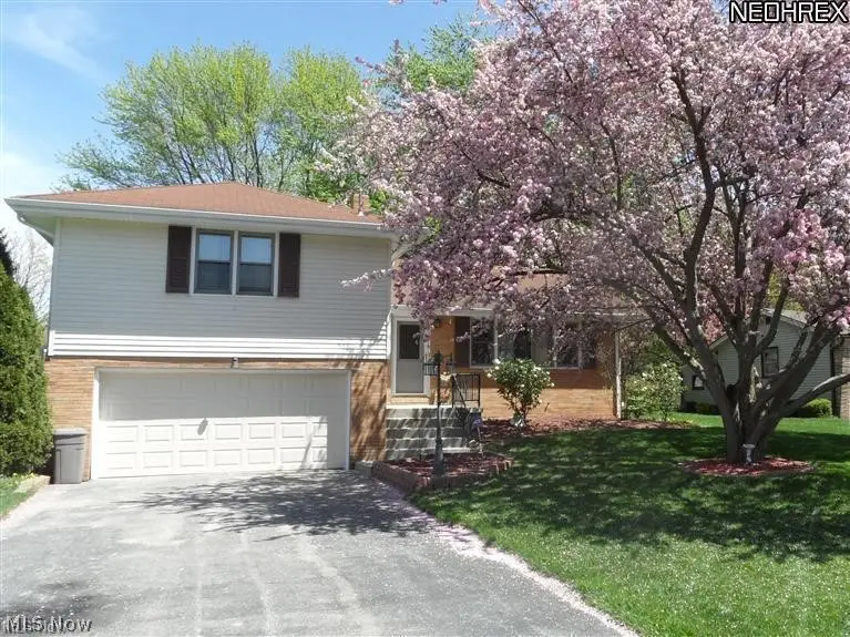 5926 Louise Nw Avenue, Champion, OH 44483 - #1
