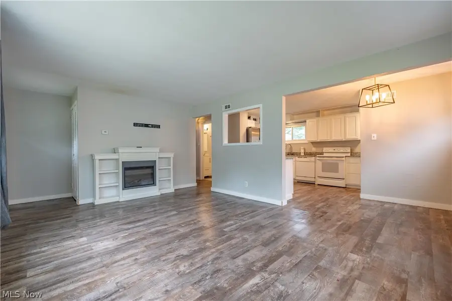 1151 Ruth Avenue, Cuyahoga Falls, OH 44221 - #3