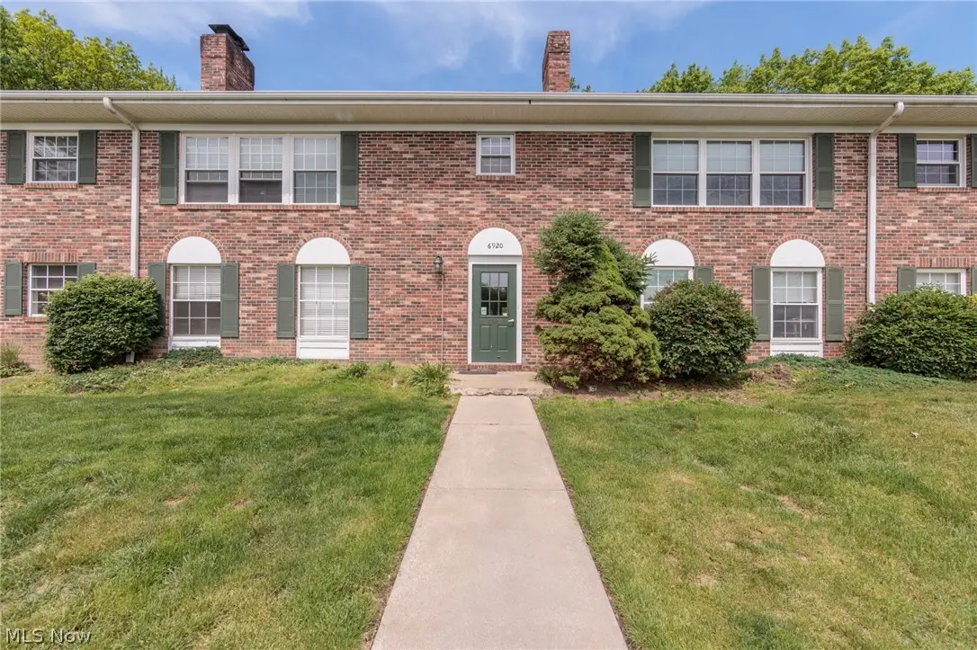 6920 Carriage Hill Drive #103, Brecksville, OH 44141 - #1