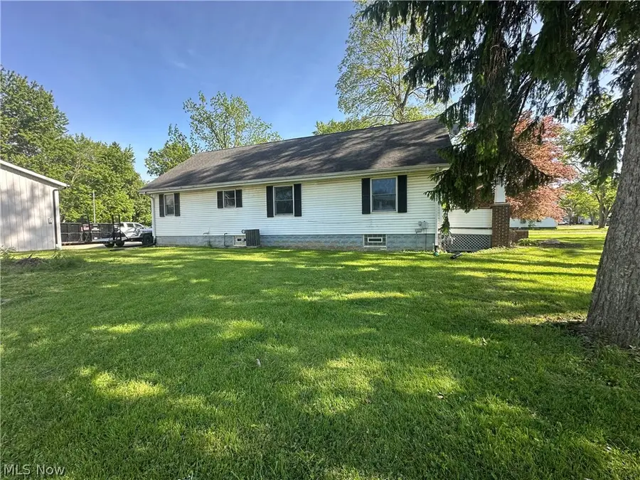 422 N Center Street, Lagrange, OH 44050 - #2