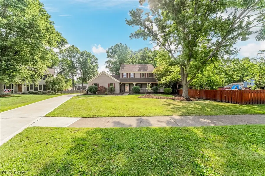 6993 Deer Path, Olmsted, OH 44138 - #2