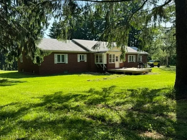 2875 Eldersville Rd., Follansbee, WV 26037 - #2