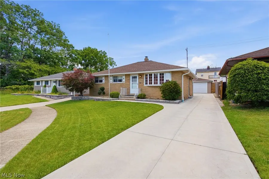15010 Kennerdown Avenue, Maple Heights, OH 44131 - #2