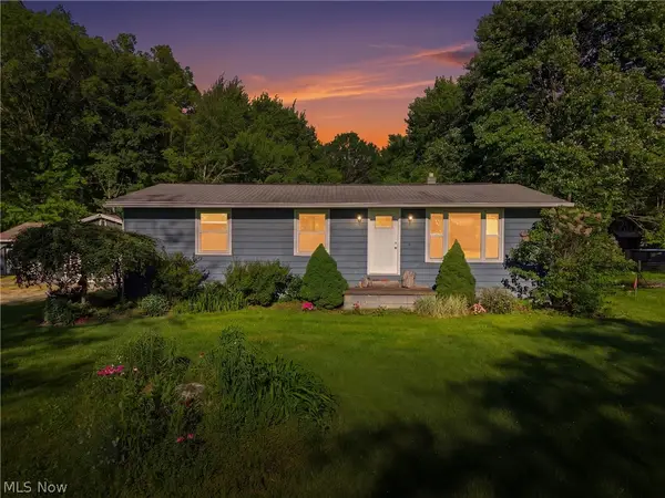 2693 Mahan Denman Nw Road, Bristolville, OH 44402