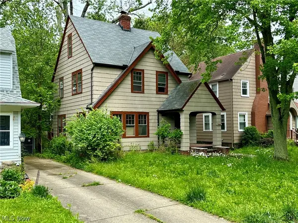 1169 Erieview Road, Cleveland Heights, OH 44121
