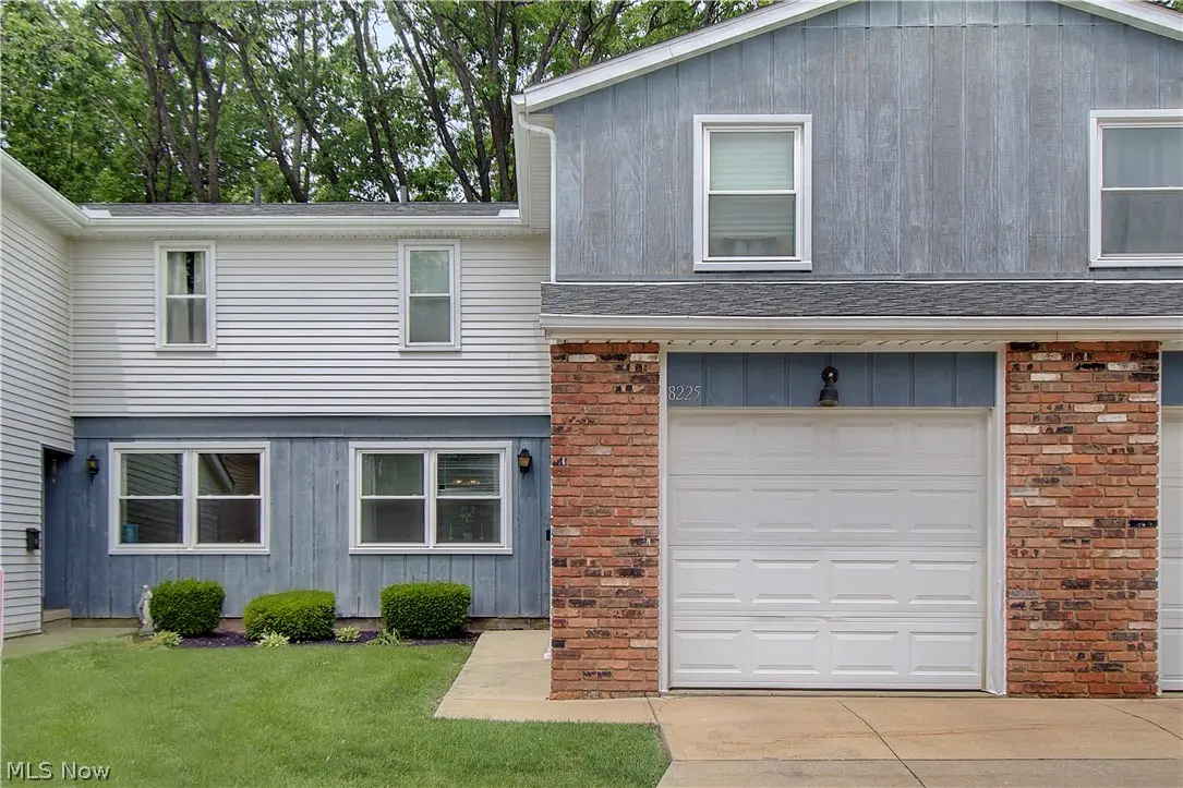 8225 Lancaster Drive, Mentor, OH 44060 - #1