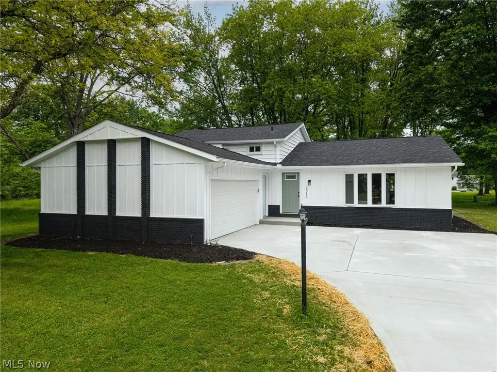 20252 Birchwood Lane, Strongsville, OH 44149 - #1