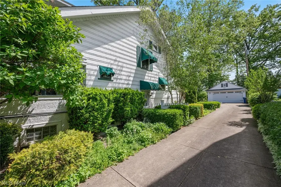 1351 Manor Park Avenue, Lakewood, OH 44107 - #3