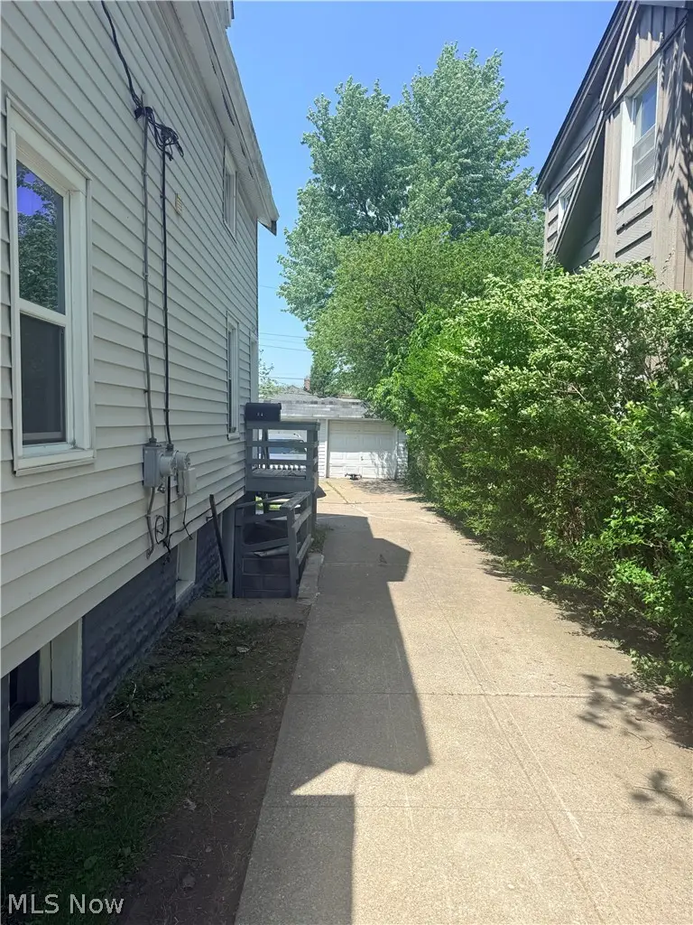 12809 Mccracken Road #1, Garfield Heights, OH 44125 - #3