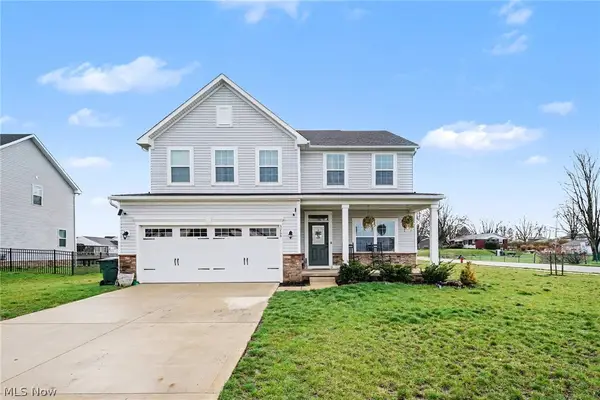3268 Stoneleigh Ne Road, Canton, OH 44721