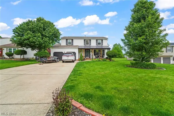 190 Chapel Hill Nw Drive, Warren, OH 44483