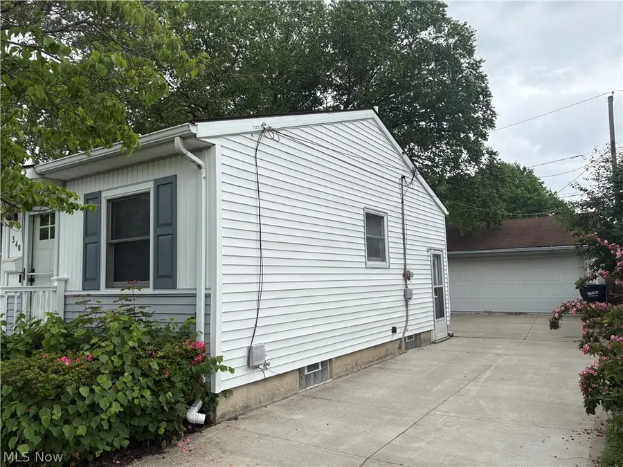 340 Hickory Drive, Berea, OH 44017 - #3