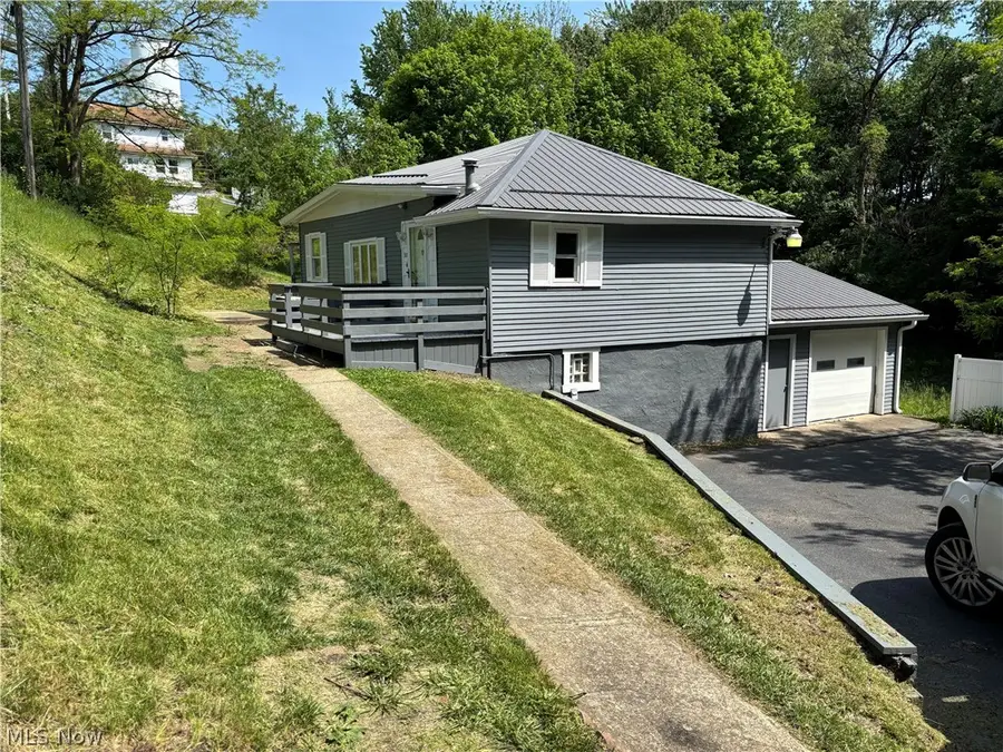 300 Henry, East Liverpool, OH 43920 - #2