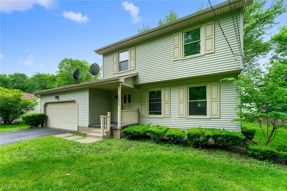 6820 Lockwood Boulevard, Boardman, OH 44406 - #1