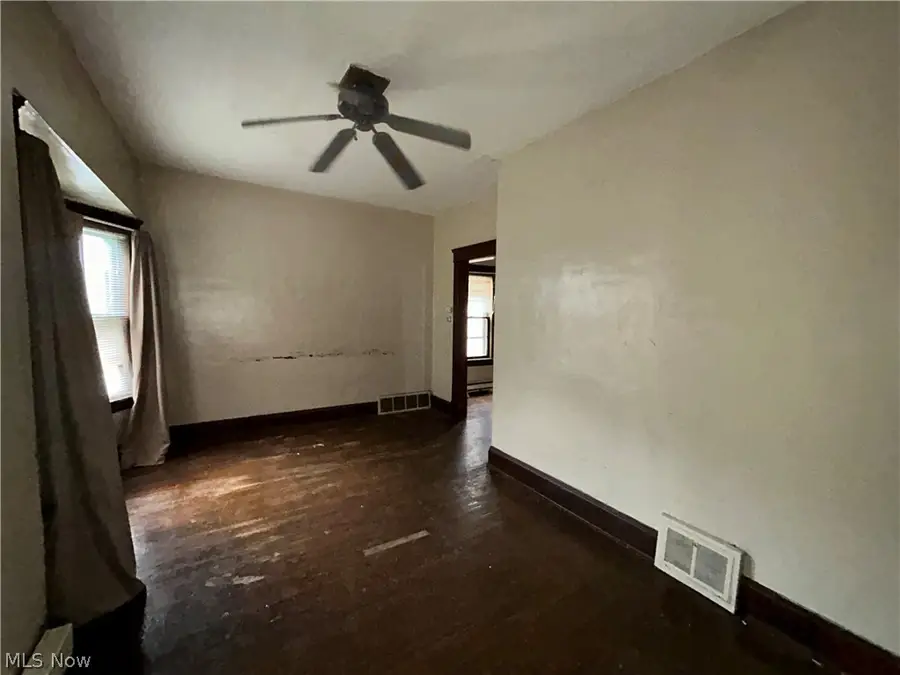 3885 W 20th Street, Cleveland, OH 44109 - #2