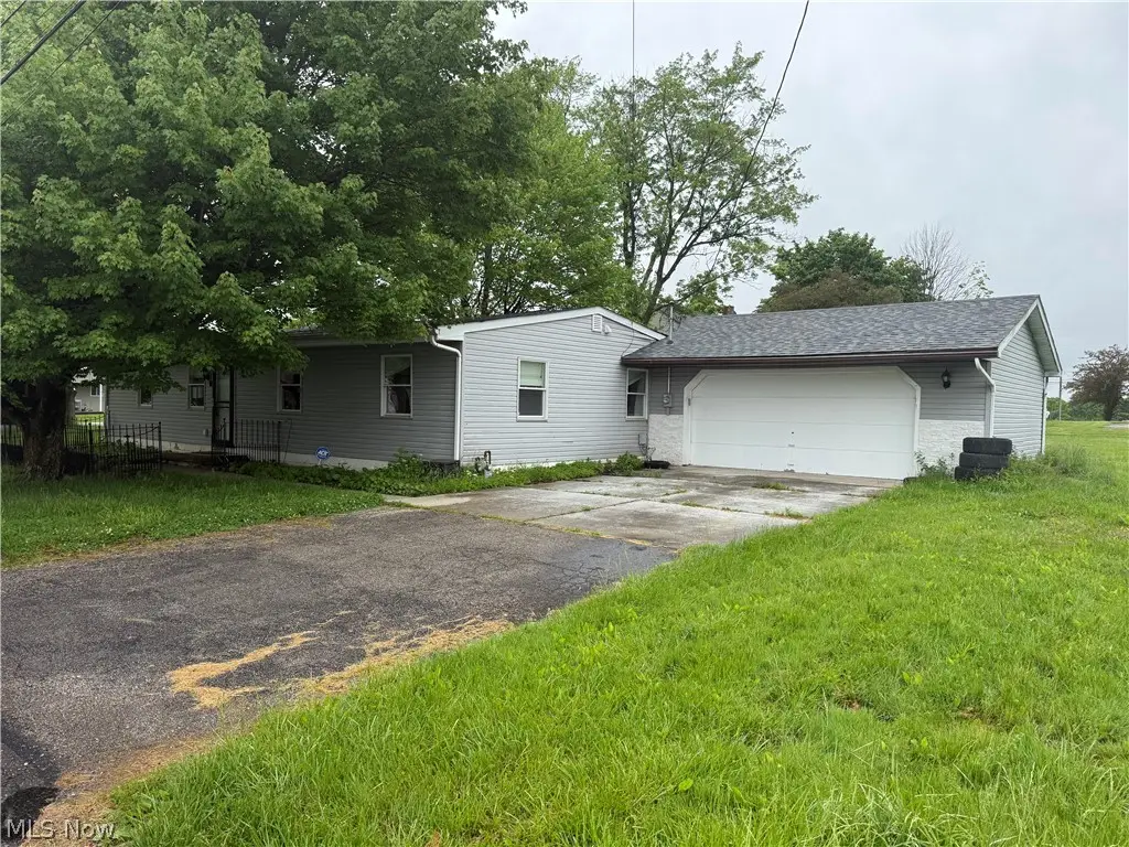 131 Marshall W Avenue, Warren, OH 44483 - #1
